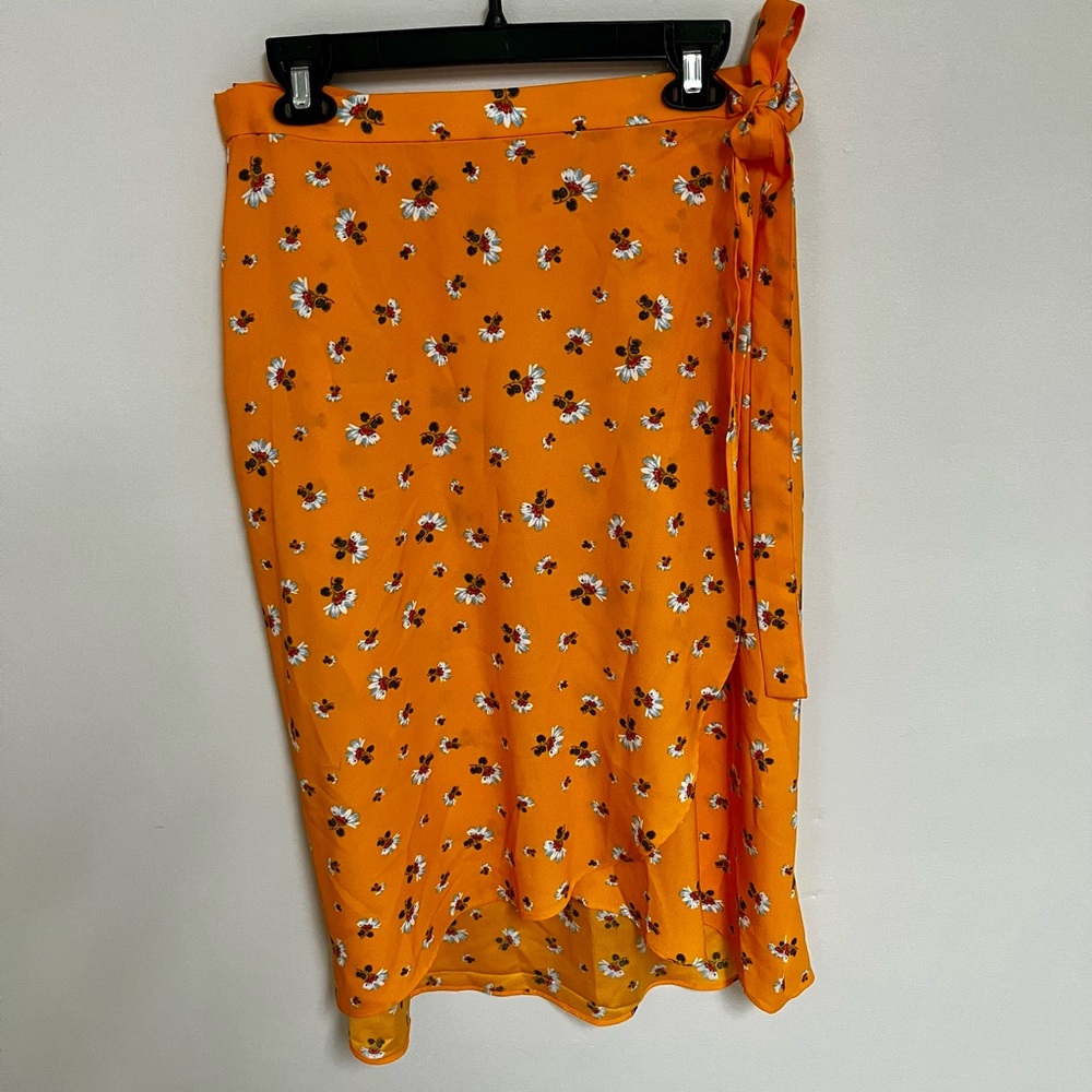 LOFT Orange Floral Skirt - Picture 2 of 4